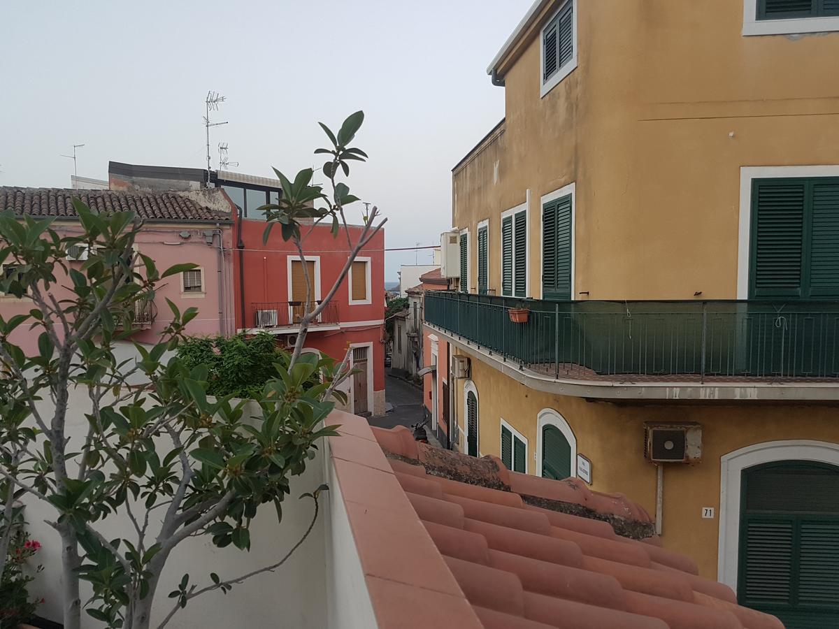 Hotel Borgo Marinaro Aci Castello Exterior foto